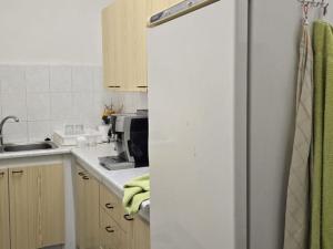 Pronájem obchodního prostoru, Bílina - Chudeřice, Náměstí, 440 m2