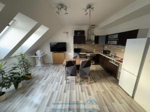 Pronájem bytu 2+kk, Chvalovice, 50 m2