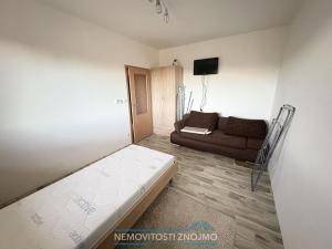Pronájem bytu 2+kk, Chvalovice, 50 m2