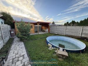 Pronájem bytu 2+kk, Chvalovice, 50 m2