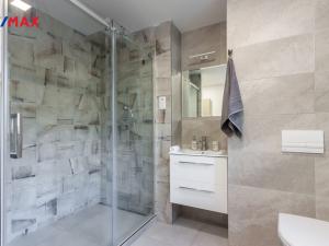 Prodej bytu 1+1, Meziboří, Okružní, 43 m2