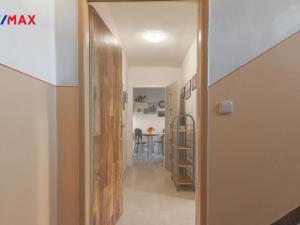 Prodej bytu 1+1, Meziboří, Okružní, 43 m2