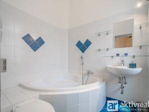 Pronájem bytu 4+1, Praha - Vinohrady, Polská, 134 m2