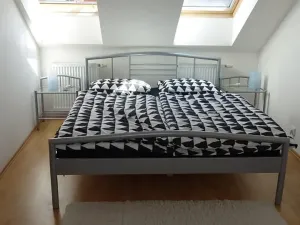 Pronájem bytu 2+kk, Praha - Libeň, V zahradách, 57 m2