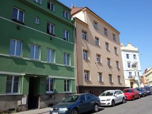 Pronájem bytu 2+kk, Praha - Libeň, V zahradách, 57 m2