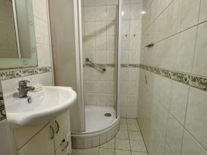 Pronájem bytu 1+1, Starý Plzenec, Hálkova, 39 m2