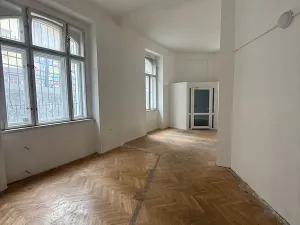 Prodej obchodního prostoru, Praha - Nové Město, Na Zderaze, 376 m2