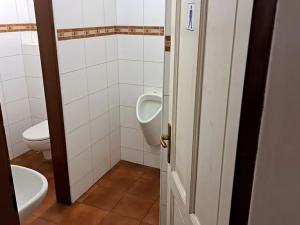 Pronájem obchodního prostoru, Praha - Nové Město, Bolzanova, 100 m2