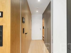 Pronájem bytu 1+kk, Praha - Bubeneč, Vítězné náměstí, 37 m2