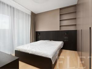 Pronájem bytu 2+kk, Praha - Bubeneč, Vítězné náměstí, 61 m2