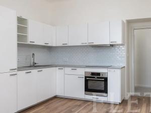 Pronájem bytu 2+kk, Praha - Holešovice, U vody, 45 m2