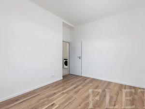 Pronájem bytu 2+kk, Praha - Holešovice, U vody, 45 m2