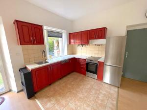 Pronájem bytu 2+kk, Milovice, Rakouská, 47 m2