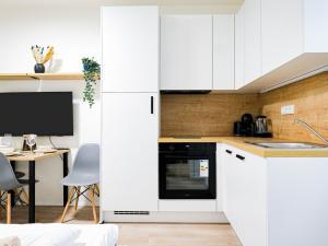 Prodej bytu 1+kk, Praha - Smíchov, Plzeňská, 26 m2