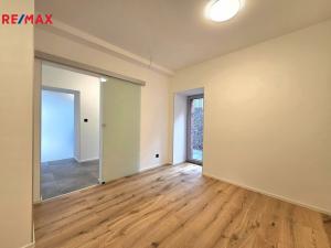 Pronájem bytu 2+kk, Všenory, Ke Hřbitovu, 48 m2