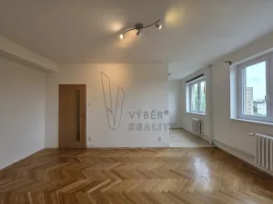 Pronájem bytu 2+1, Praha - Vinohrady, Nad Primaskou, 50 m2