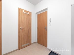 Pronájem bytu 2+kk, Praha - Uhříněves, Karla Guta, 49 m2