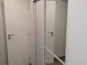 Pronájem bytu 2+kk, Praha - Malešice, Černokostelecká, 35 m2