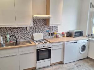 Prodej bytu 4+1, Teplice - Prosetice, Na konečné, 82 m2