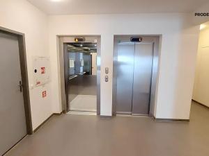 Prodej bytu 2+kk, Praha - Stodůlky, Nárožní, 57 m2