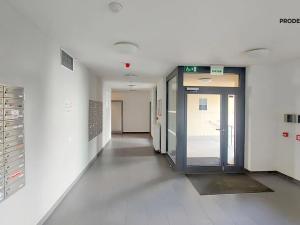Prodej bytu 2+kk, Praha - Stodůlky, Nárožní, 57 m2