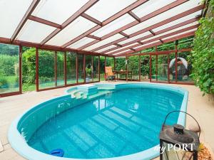 Prodej rodinného domu, Kostelec, 200 m2