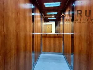 Prodej bytu 2+1, Praha - Kobylisy, Taussigova, 59 m2