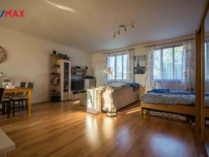 Pronájem bytu 1+kk, Hradec Králové - Nový Hradec Králové, Mrštíkova, 55 m2