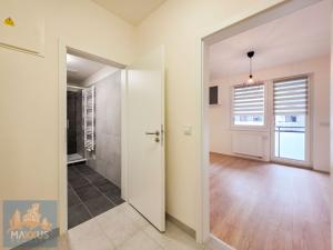 Pronájem bytu 1+kk, Praha - Hlubočepy, Werichova, 31 m2