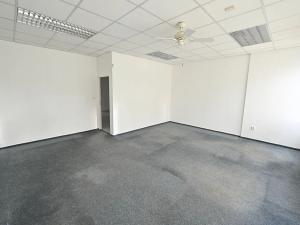 Pronájem kanceláře, Praha - Prosek, Litvínovská, 309 m2