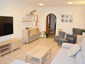 Pronájem bytu 4+1, Praha - Modřany, Petržílova, 93 m2