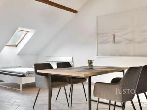 Prodej vícegeneračního domu, Ústí nad Labem, Králova výšina, 300 m2