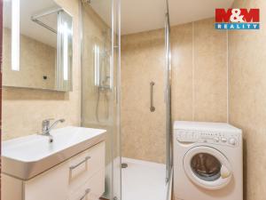 Prodej bytu 3+1, Praha - Troja, Svídnická, 68 m2