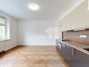 Prodej bytu 3+kk, Pelhřimov, Nádražní, 68 m2