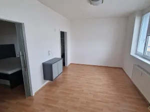 Pronájem bytu 2+kk, Praha - Stodůlky, Petržílkova, 76 m2