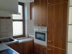 Prodej rodinného domu, Praha - Kyje, Branská, 402 m2