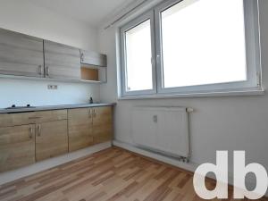 Prodej bytu 1+1, Karlovy Vary, Dubová, 32 m2
