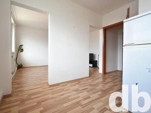 Prodej bytu 1+1, Karlovy Vary, Dubová, 32 m2