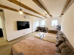 Pronájem bytu 3+kk, Ústí nad Labem, Tolstého, 80 m2