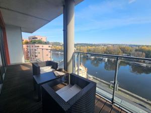 Pronájem bytu 2+kk, Praha - Holešovice, Jankovcova, 70 m2