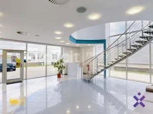 Pronájem kanceláře, Uherský Brod, U Korečnice, 48 m2