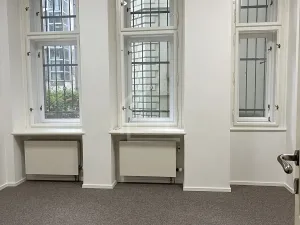 Pronájem kanceláře, Praha - Smíchov, Janáčkovo nábřeží, 187 m2