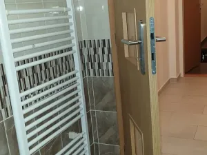 Pronájem bytu 1+kk, Ústí nad Labem, Londýnská, 43 m2