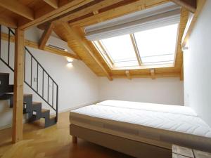 Pronájem bytu 3+kk, Praha - Nové Město, Bolzanova, 199 m2