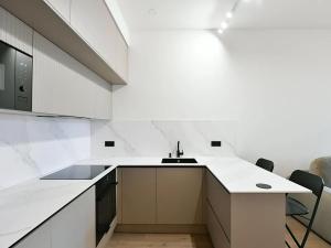 Pronájem bytu 2+kk, Praha - Vršovice, Na spojce, 42 m2