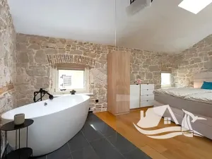 Prodej vícegeneračního domu, Vrsar, Chorvatsko, 126 m2