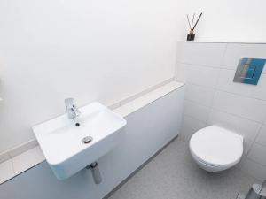Pronájem obchodního prostoru, Praha - Stodůlky, Petržílkova, 114 m2
