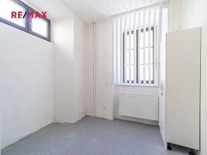 Prodej obchodního prostoru, Králíky, 5. května, 519 m2