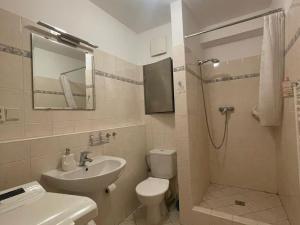 Pronájem bytu 1+kk, Praha - Hostivař, Švehlova, 30 m2