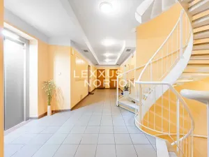 Pronájem bytu 2+kk, Praha - Košíře, Naskové, 60 m2